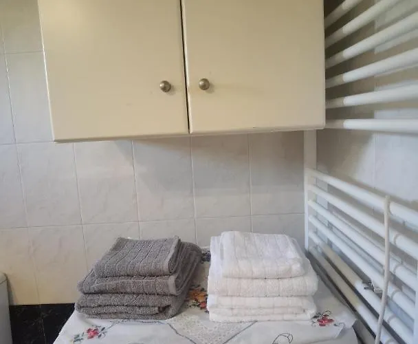 Anastasis South Apartman